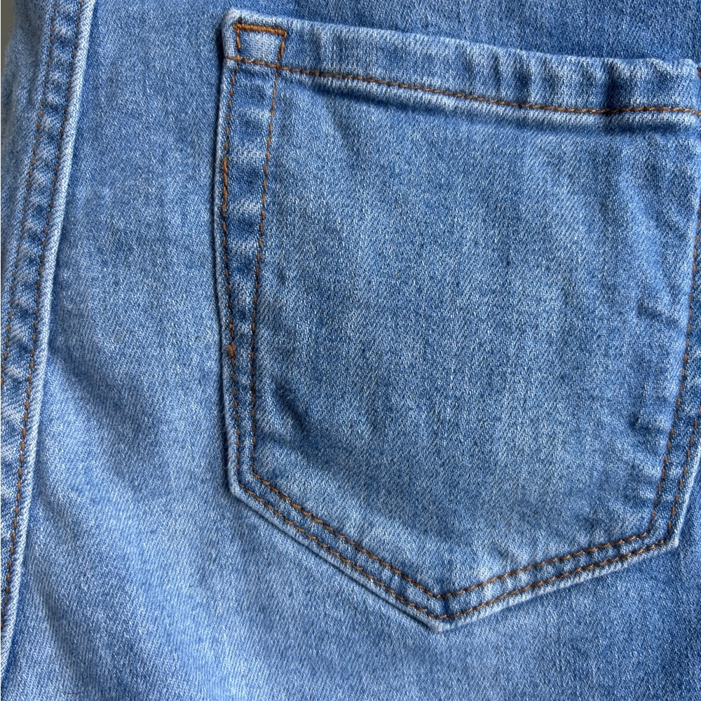 Upcycled by Me: Pearl Dazzled Blue Distressed Denim Stretch Shorts size 9 - Picture 8 of 10